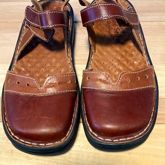 Josef Seibel Sandals Womens 36 Brown Leather Closed Toe Ankle Strap Air Massage - Picture 2 of 5